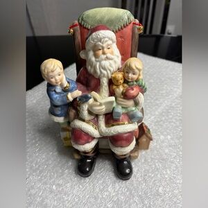 Coyne’s  & Company ‘Twas  the night before Christmas Figurine